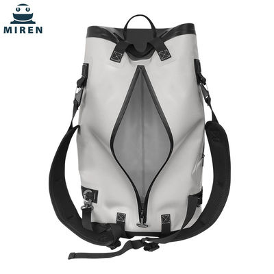 Mochila repelente de água resistente 840D material TPU para turismo ao ar livre ODM